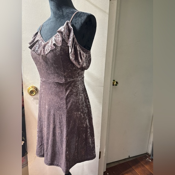 American Eagle Outfitters Strapless Velvet Dress - Brown - Picture 2 of 5
